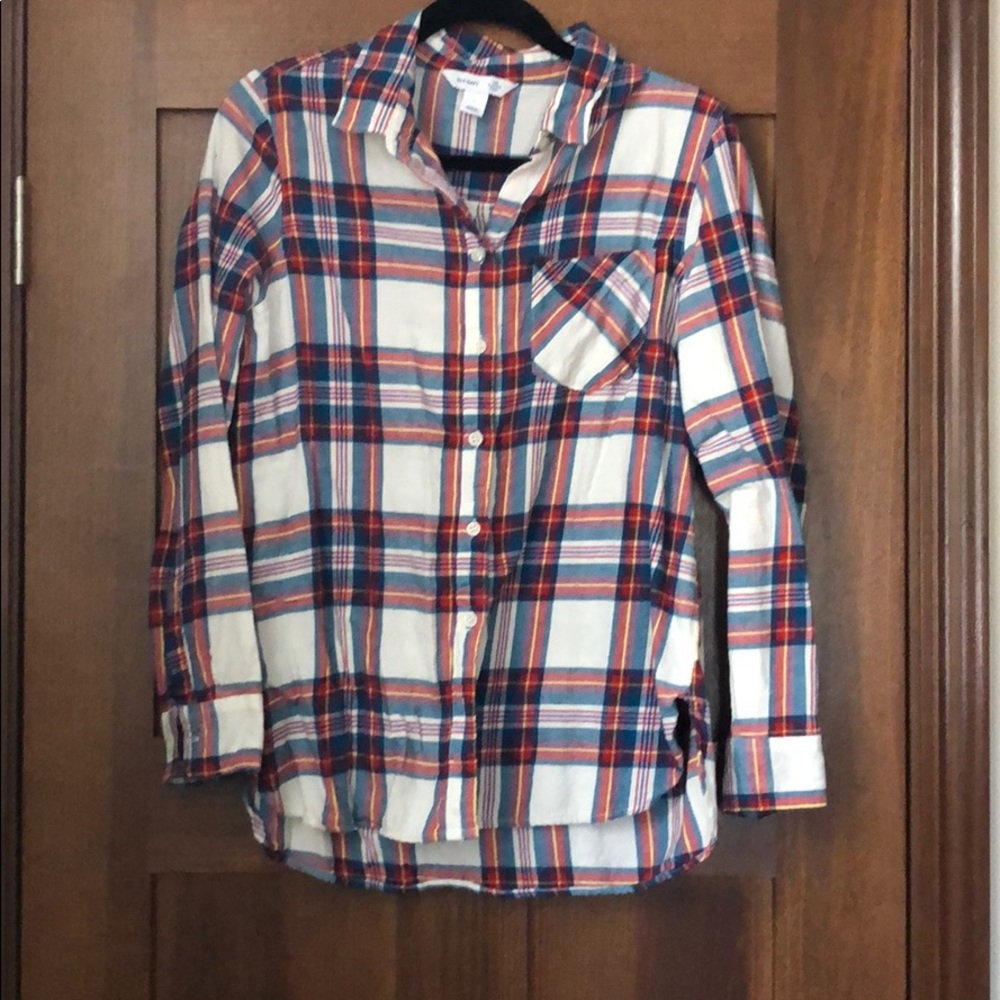 NWOT woman’s old navy plaid button down size L